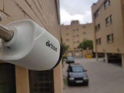 سیستم نظارت تصویری برایتون در مجتمع مسکونی بهمن سپاهان شهر اصفهان