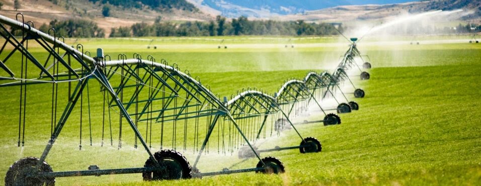 آبیاری قطره ای هوشمند در اصفهان